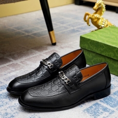 Gucci Leather Shoes